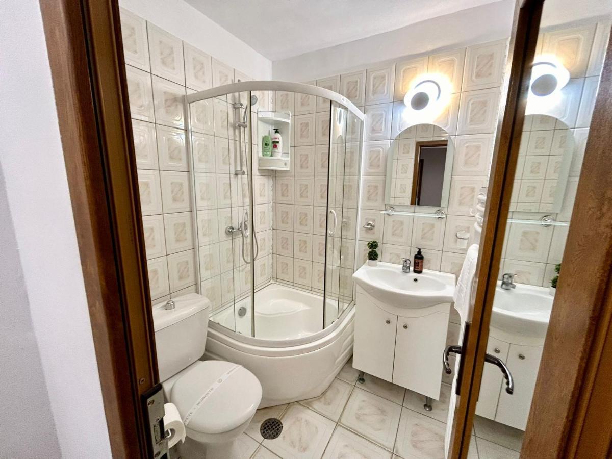 Jad - Familiy 4 Rooms Apartment - Near Forest And Historic Center - Racadau Brașov Exterior foto